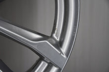 Load image into Gallery viewer, 1x Alufelge 19 Zoll 7.5" 5x112 32ET Glanz Silber 6877325 BMW Rim Wheel FEL3113138670jp