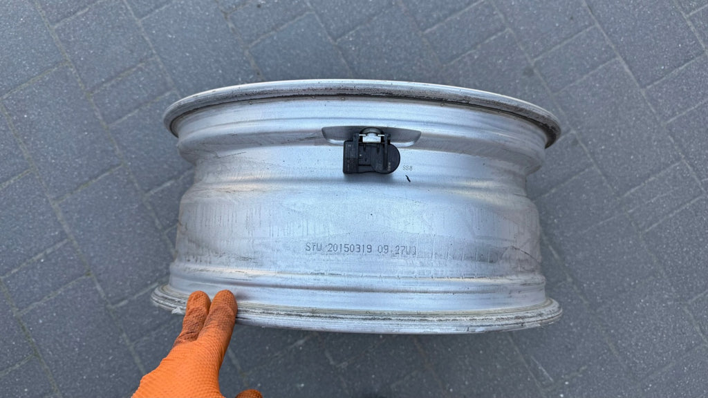 1x Alufelge 17 Zoll 7.0" 5x120 6796205 BMW 1 F21 F20 Rim Wheel FEL5485714399tu