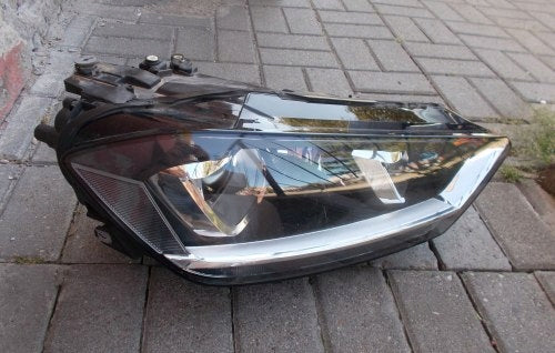 Frontscheinwerfer VW Golf Sportsvan 517941032B Xenon Rechts Headlight SCH7318400182js