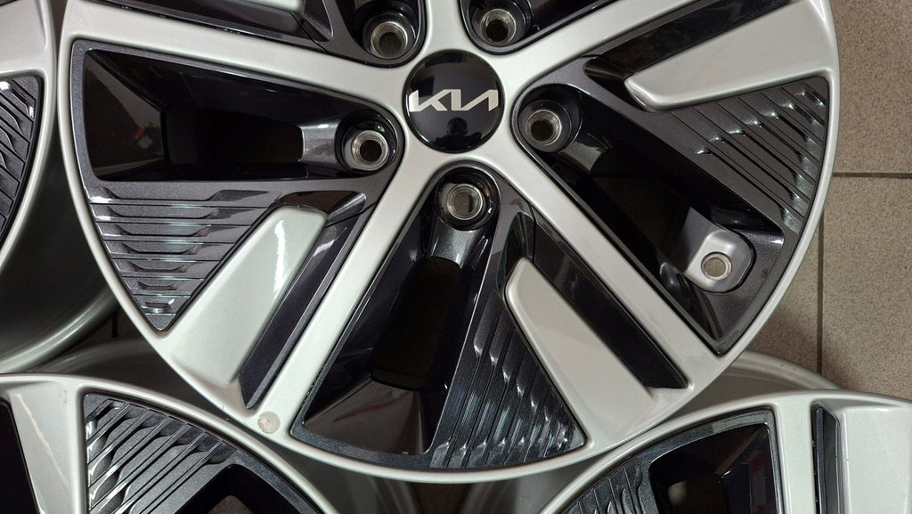 4x Alufelge 16 Zoll 6.5" 5x114.3 45ET Glanz Schwarz 52910-G5500 Kia Niro FEL4646863785rz