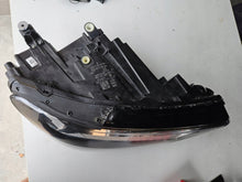 Laden Sie das Bild in den Galerie-Viewer, Frontscheinwerfer Audi E-Tron 89A941034 LED Rechts Scheinwerfer Headlight