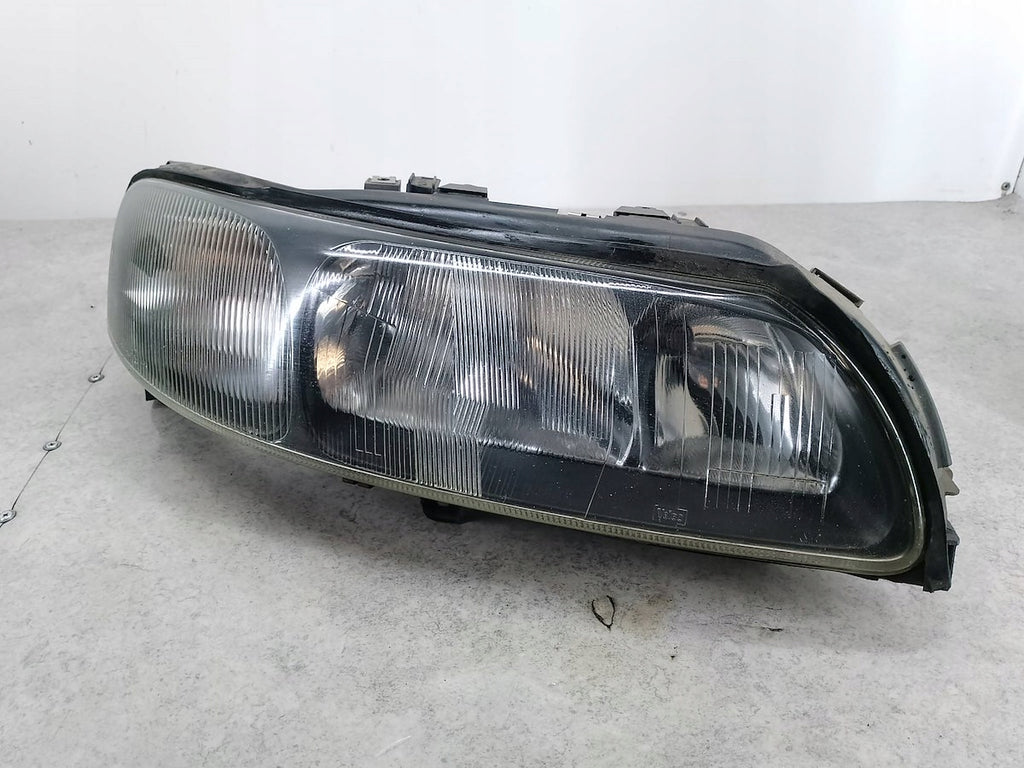 Frontscheinwerfer Volvo V70 II 8662922 Rechts Scheinwerfer Headlight SCH4471093622az