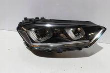 Laden Sie das Bild in den Galerie-Viewer, Frontscheinwerfer VW Golf Sportsvan I 517941034B Xenon Rechts Headlight SCH8516939691jo