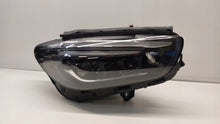 Laden Sie das Bild in den Galerie-Viewer, Frontscheinwerfer Mercedes-Benz W247 A2479068405 LED Rechts Headlight