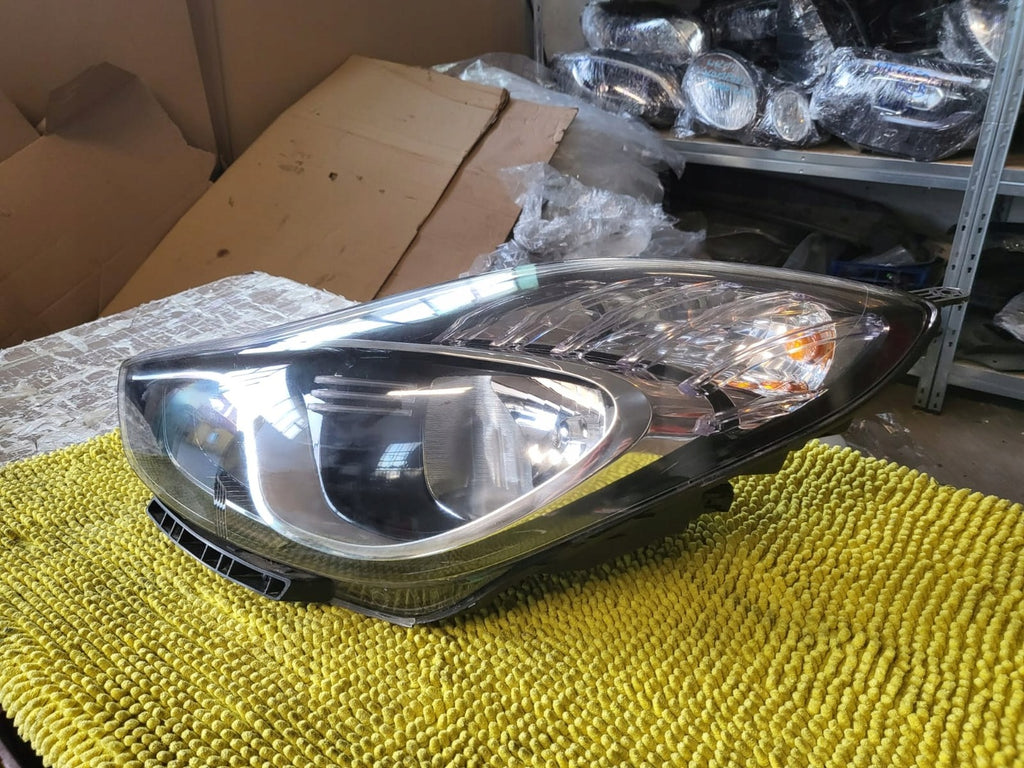 Frontscheinwerfer Hyundai Ix20 92101-1KXXX Links Scheinwerfer Headlight