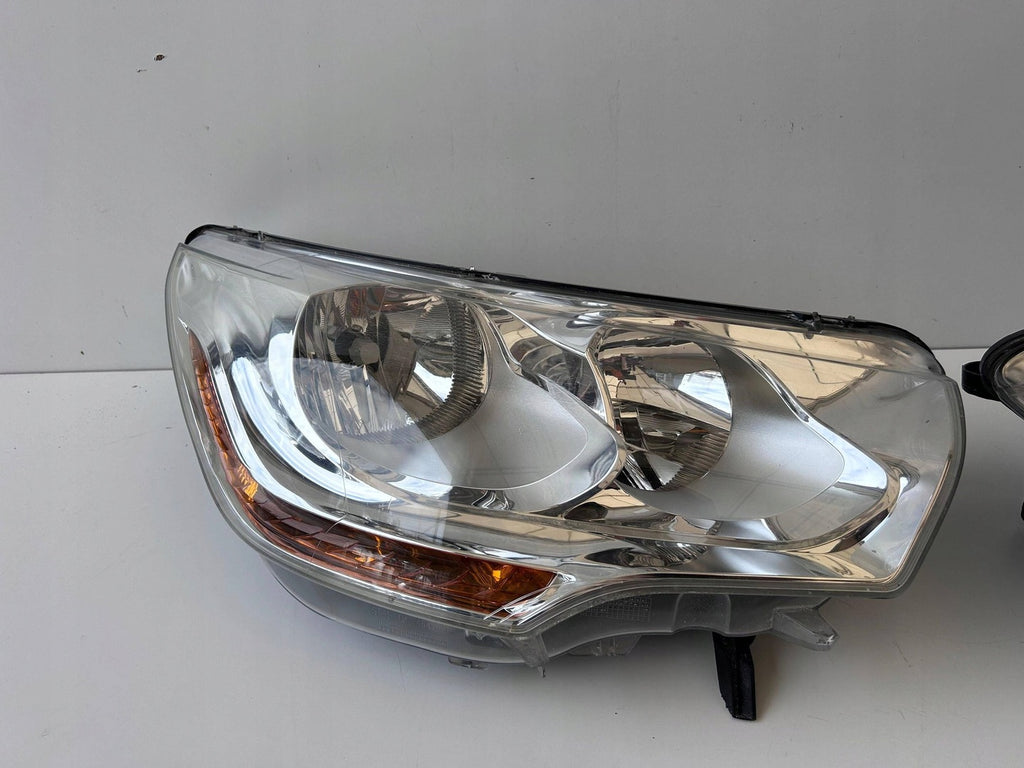 Frontscheinwerfer Citroën C4 II MCJ23820 Ein Stück (Rechts oder Links) Headlight