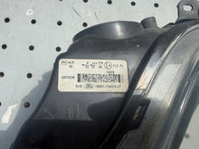 Laden Sie das Bild in den Galerie-Viewer, Frontscheinwerfer Ford Focus BM51-13W029-CF Rechts Scheinwerfer Headlight SCH1932601057mz
