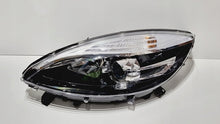 Load image into Gallery viewer, Frontscheinwerfer Renault Scenic 260605628R Links Scheinwerfer Headlight