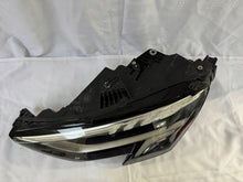 Laden Sie das Bild in den Galerie-Viewer, Frontscheinwerfer Audi A3 8Y0941033 Full LED Links Scheinwerfer Headlight SCH5290250269jr