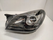 Laden Sie das Bild in den Galerie-Viewer, Frontscheinwerfer Mercedes-Benz Slk R172 A1728204361 Rechts oder Links