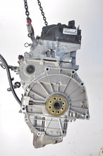 Laden Sie das Bild in den Galerie-Viewer, Motor BMW E88 E81 E90 N47D20A N47D20C 2.0 143000PS 77TKm 2013 Diesel Unkomplett