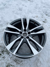 Load image into Gallery viewer, 1x Alufelge 19 Zoll 8.5&quot; 5x112 40ET Glanz 4K0601025H Audi Mg 6 Rim Wheel