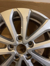 Laden Sie das Bild in den Galerie-Viewer, 1x Alufelge 16 Zoll 6.5&quot; 5x114.3 403005287R Renault Rim Wheel