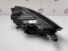 Laden Sie das Bild in den Galerie-Viewer, Frontscheinwerfer Skoda Scala 657941015C LED Links Scheinwerfer Headlight SCH9887550560ul