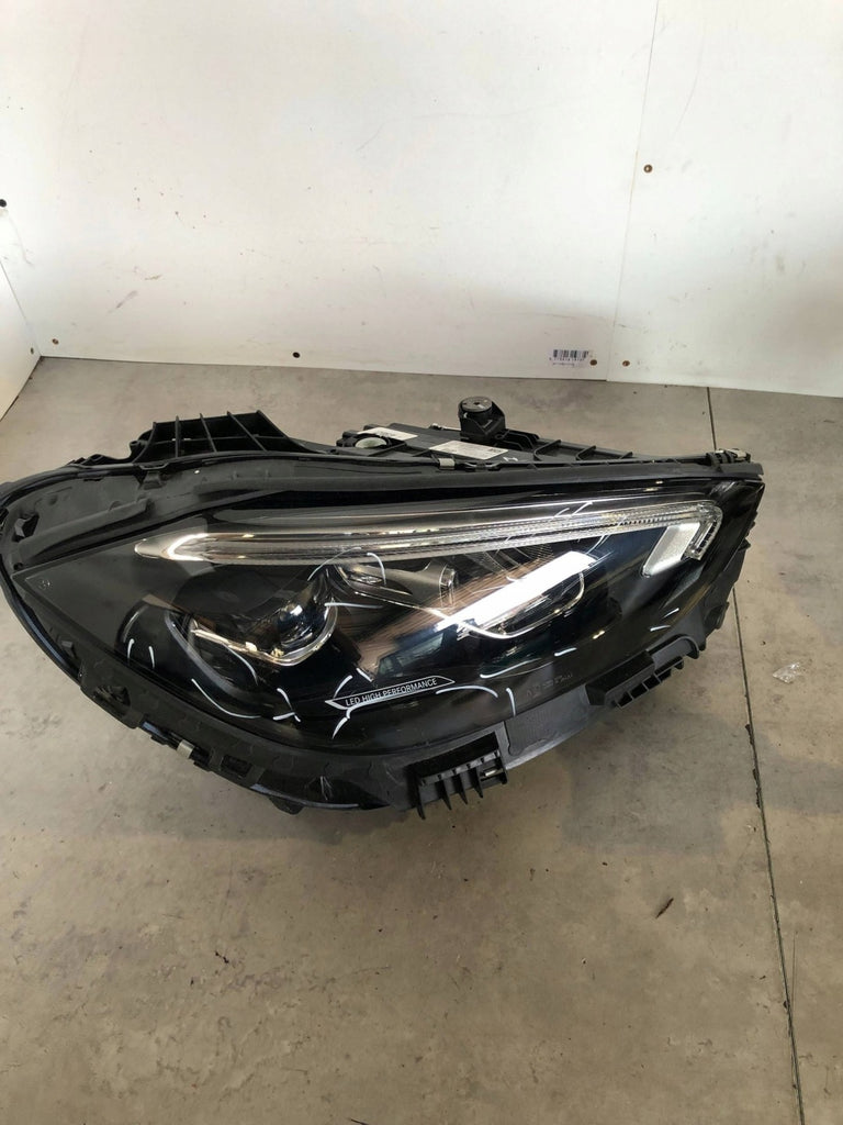 Frontscheinwerfer Mercedes-Benz W206 A2069067203 A2069067303 LED Rechts SCH6407087877zr