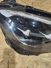 Laden Sie das Bild in den Galerie-Viewer, Frontscheinwerfer Mercedes-Benz W213 A2139069209 Full LED Rechts Headlight SCH1596025786li