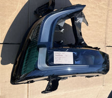 Load image into Gallery viewer, Frontscheinwerfer Renault Master 260608459R Links Scheinwerfer Headlight SCH4956398640qa