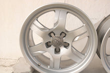 Laden Sie das Bild in den Galerie-Viewer, 1x Alufelge 17 Zoll 7.5" 5x112 28ET 8T0601025BS Audi A5 Rim Wheel FEL8903671200tg