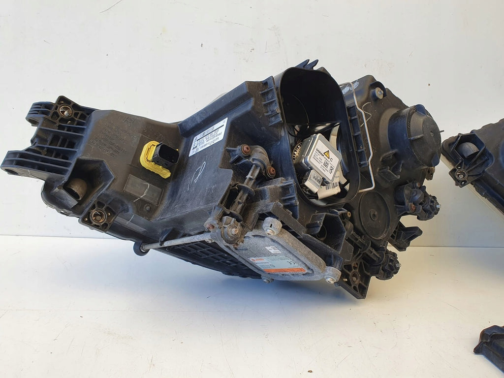 Frontscheinwerfer Mercedes-Benz A9608200639 A9608200739 Rechts oder Links SCH5798738230lv