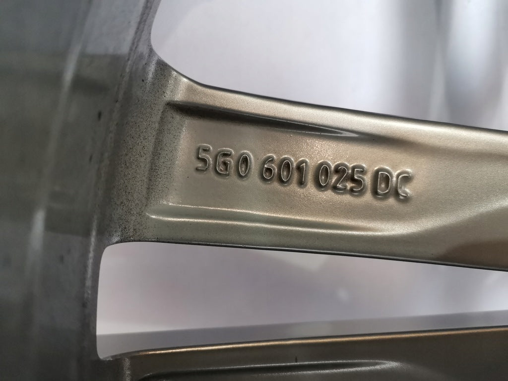 1x Alufelge 18 Zoll 7.5" 5x112 51ET 5G0601025DC VW Golf Vii Rim Wheel FEL2024631229fm