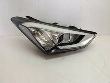 Laden Sie das Bild in den Galerie-Viewer, Frontscheinwerfer Hyundai Santa III Fe 921022WXXX Rechts Scheinwerfer Headlight SCH6664200813jt