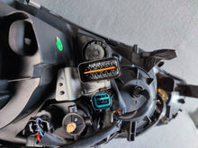 Laden Sie das Bild in den Galerie-Viewer, Frontscheinwerfer Mitsubishi Outlander 5401E11175 8301C3-85 Xenon Links SCH5894264291qe