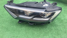 Laden Sie das Bild in den Galerie-Viewer, Frontscheinwerfer VW T-Roc 2GA941035 Full LED Links Scheinwerfer Headlight