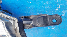 Laden Sie das Bild in den Galerie-Viewer, Frontscheinwerfer Toyota 12398 Links Scheinwerfer Headlight SCH8008399973tq