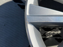 Load image into Gallery viewer, 1x Alufelge 16 Zoll 6.5" 5x112 50ET 5K0601025AE VW Golf Vi Rim Wheel FEL9869208123pb