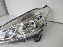Laden Sie das Bild in den Galerie-Viewer, Frontscheinwerfer Peugeot 208 Links Scheinwerfer Headlight SCH8605682188dx