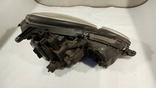 Laden Sie das Bild in den Galerie-Viewer, Frontscheinwerfer Mercedes-Benz W211 154359-01 Links Scheinwerfer Headlight SCH7183479924il