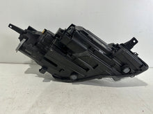 Laden Sie das Bild in den Galerie-Viewer, Frontscheinwerfer Ford Kuga III LV4B13E015CE Full LED Links Headlight SCH3266262824vk
