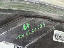 Laden Sie das Bild in den Galerie-Viewer, Frontscheinwerfer Ford Focus MX7B-13E015-CE LED Ein Stück (Rechts oder Links) SCH8910186213ig