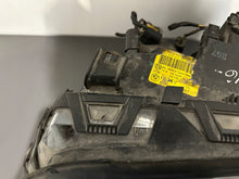 Load image into Gallery viewer, Frontscheinwerfer BMW E46 6910967 Xenon Links Scheinwerfer Headlight SCH6562420757zp