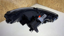 Laden Sie das Bild in den Galerie-Viewer, Frontscheinwerfer Citroën C5 III 73243669 Rechts Scheinwerfer Headlight SCH3356488374xv