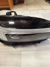 Load image into Gallery viewer, Frontscheinwerfer Volvo Xc60 II 32342515 Rechts Scheinwerfer Headlight SCH7718541740eb