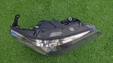 Laden Sie das Bild in den Galerie-Viewer, Frontscheinwerfer BMW 5 E60 E61 158722 Rechts Scheinwerfer Headlight SCH6186406003gy