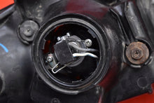 Load image into Gallery viewer, Frontscheinwerfer Hyundai Coupe 921012CXXX Links Scheinwerfer Headlight