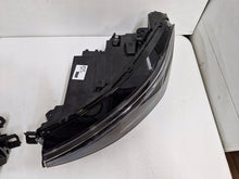 Load image into Gallery viewer, Frontscheinwerfer VW Passat LED Ein Satz Scheinwerfer Headlight SCH2366761073ze