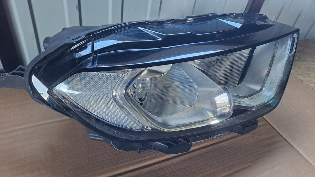 Frontscheinwerfer Ford Ecosport GN15-13D154 Rechts Scheinwerfer Headlight