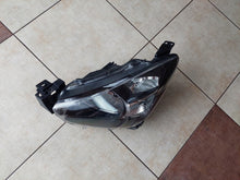 Laden Sie das Bild in den Galerie-Viewer, Frontscheinwerfer Mazda III DB5J-51040-1 Ein Stück (Rechts oder Links) Headlight