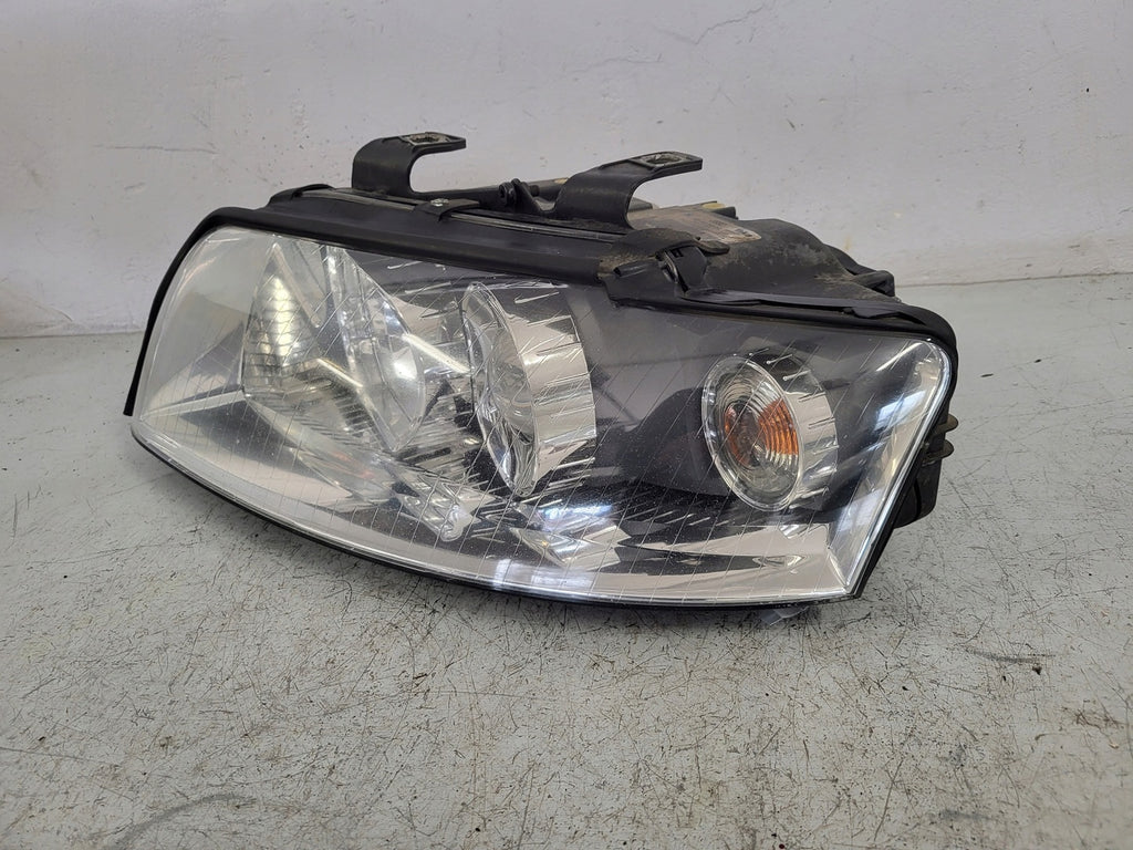 Frontscheinwerfer Audi A4 B6 8E0941003AQ Xenon Links Scheinwerfer Headlight