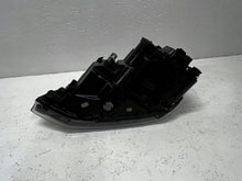 Laden Sie das Bild in den Galerie-Viewer, Frontscheinwerfer VW Polo 2G1941036F Rechts Scheinwerfer Headlight SCH7809469509ro