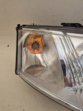 Laden Sie das Bild in den Galerie-Viewer, Frontscheinwerfer Saab 93 FUP951 Rechts Scheinwerfer Headlight