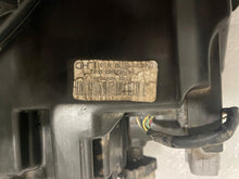 Load image into Gallery viewer, Frontscheinwerfer Toyota Hilux VIII LED Rechts Scheinwerfer Headlight SCH1861447687av