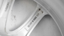Laden Sie das Bild in den Galerie-Viewer, 1x Alufelge 17 Zoll 7.5" 5x112 27ET Glanz Silber 6868217 BMW G31 G30 G32 G11 G12 FEL7442159911ga