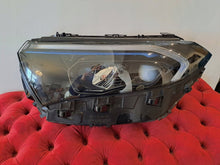 Laden Sie das Bild in den Galerie-Viewer, Frontscheinwerfer Mercedes-Benz Eqb A2439068900 01577901Q03ZGS003 Links SCH9620481215cp