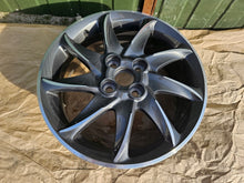 Laden Sie das Bild in den Galerie-Viewer, 1x Alufelge 16 Zoll 6.0&quot; 4x100 51ET Glanz Silber PZ406-B067 Toyota Yaris