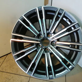 1x Alufelge 18 Zoll 8.5