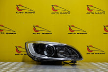 Load image into Gallery viewer, Frontscheinwerfer Volvo S60 V60 31420262 Xenon Rechts Scheinwerfer Headlight SCH5538584949bb